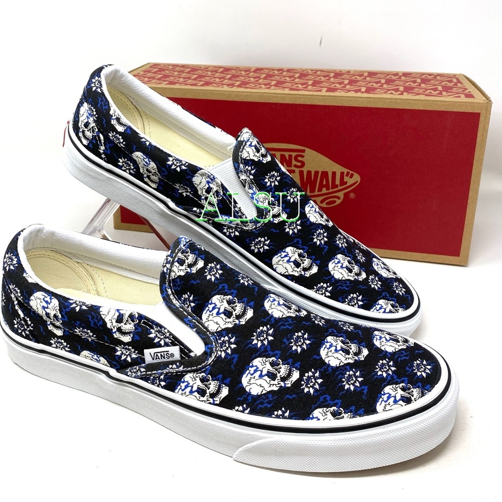 🎃 Halloween VANS Classic Slip On Flash Skulls Black Women’s VN0A4U381HJ